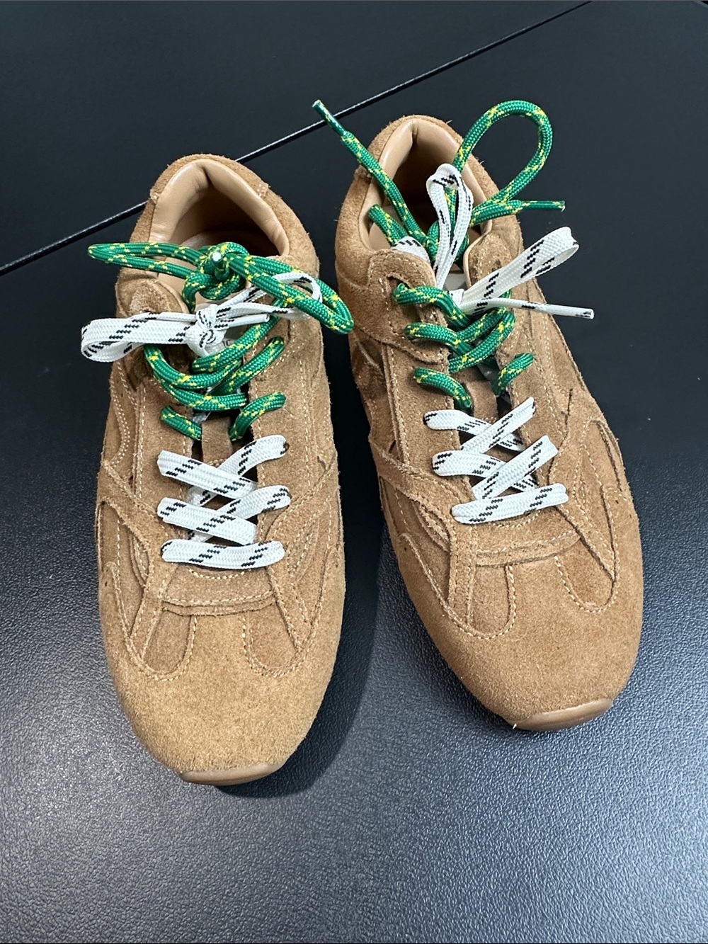 Steve Madden Aziel Tan Suede Sneakers with Green Accent Laces 6.5 Dual Laces